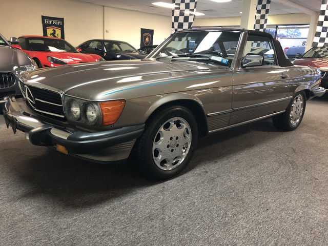 1987 mercedes-benz 560 series 560sl 92376 miles convertible 5.6l 8-cyl engine a