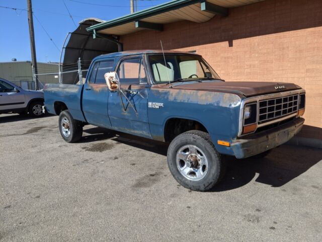 1981 dodge w250 crew cab 4x4 dana 60 front and rear np205 transfer case v8