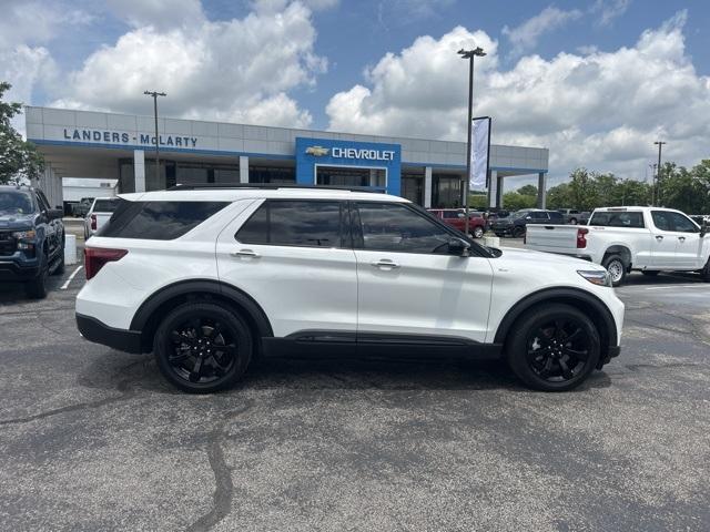 2023 ford explorer st-line