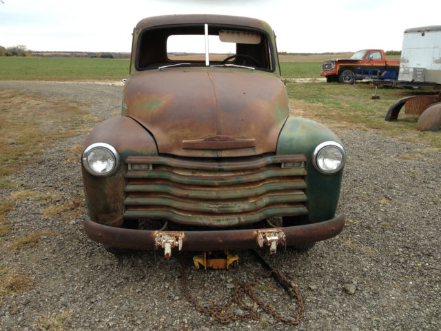 1952 chevrolet truck 3600 cab & chassis 2-door 3.5l
