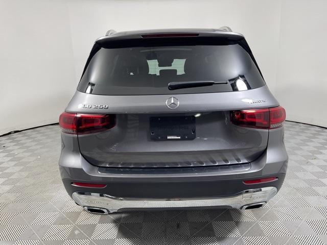 2022 mercedes-benz glb 250 base 4matic