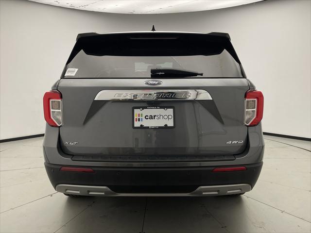2022 ford explorer xlt