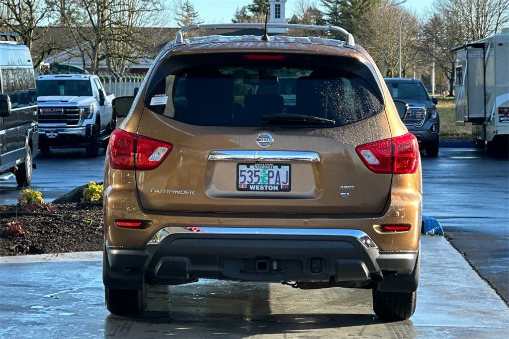 2017 nissan pathfinder sl