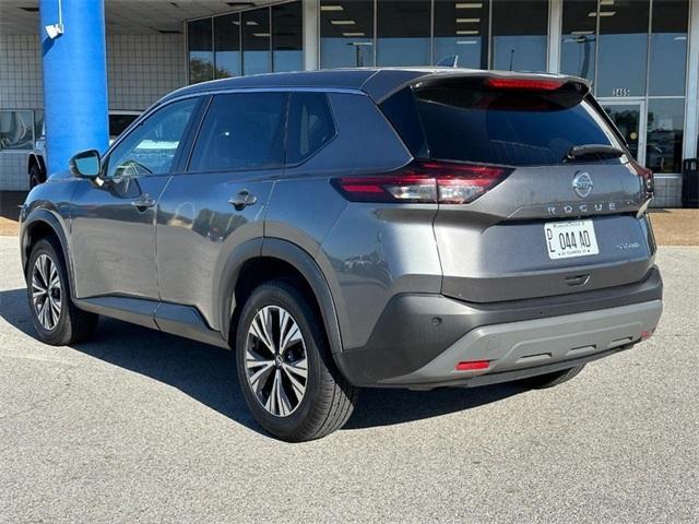 2021 nissan rogue sv
