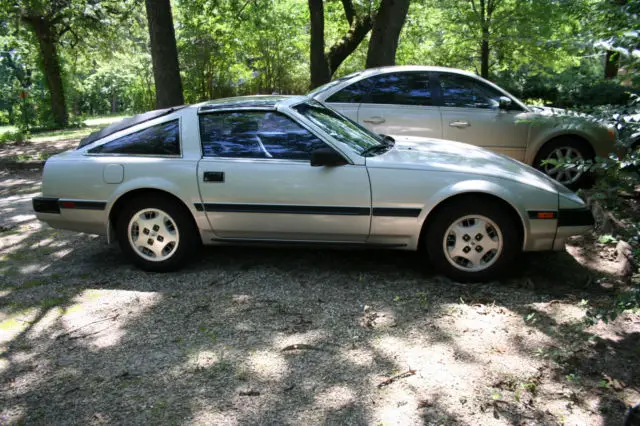 1985 nissan 300zx coupe, daily driver v6 5 speed