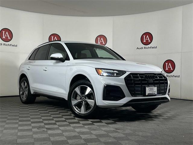 2024 audi q5 40 premium plus