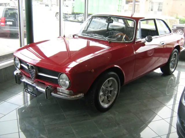 1971 alfa romeo giulia gt 1300 junior