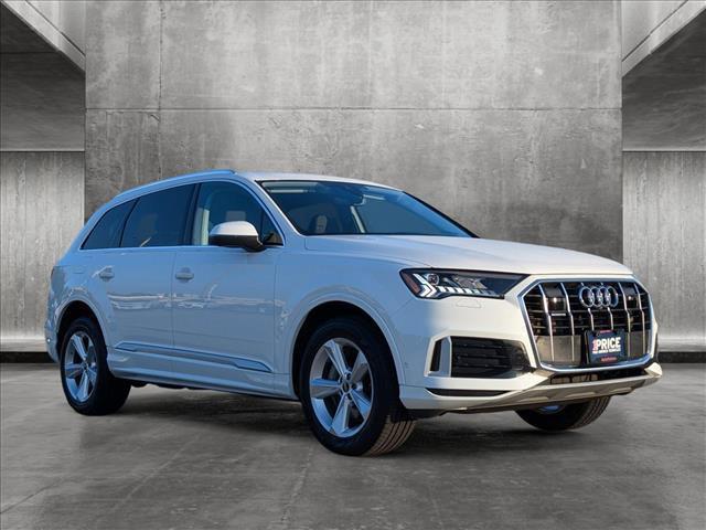 2024 audi q7 45 premium plus