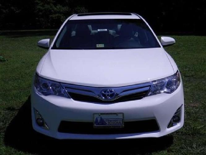 2013 toyota camry hybrid xle in gloucester, va