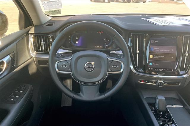 2024 volvo s60 b5 core dark theme