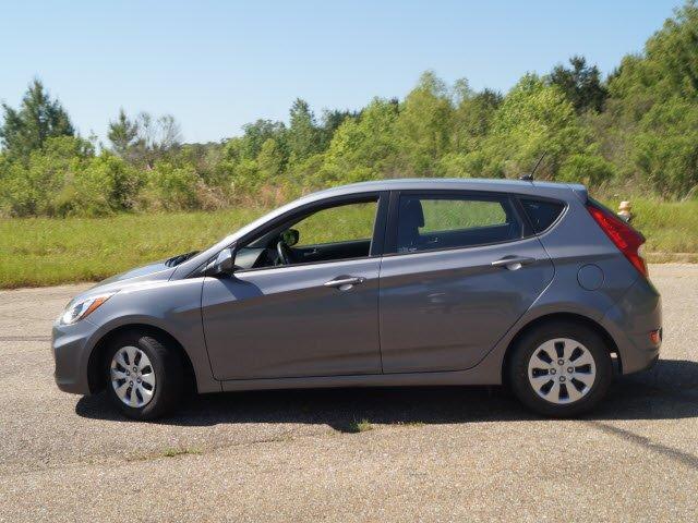 used 2017 hyundai accent se hatchback columbus, ms 39705 for sale in columbus, mississippi