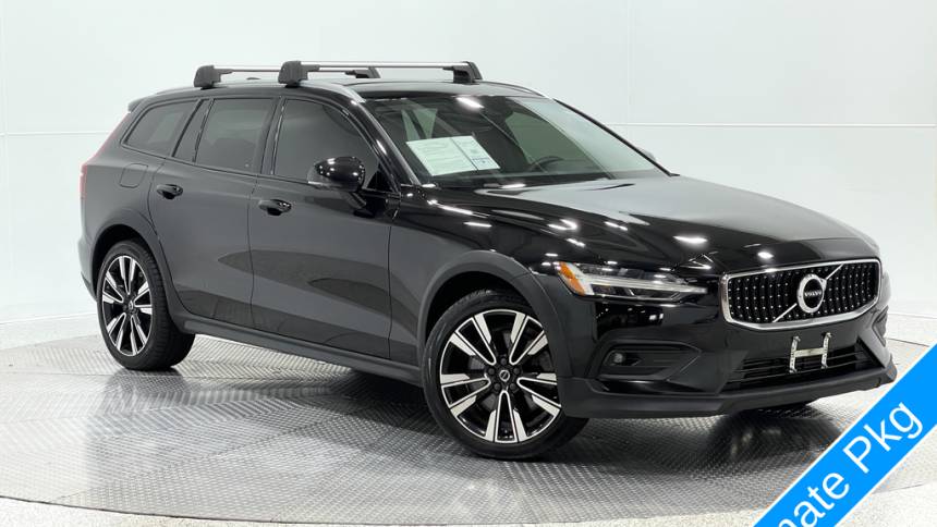 2021 volvo v60 cross country t5