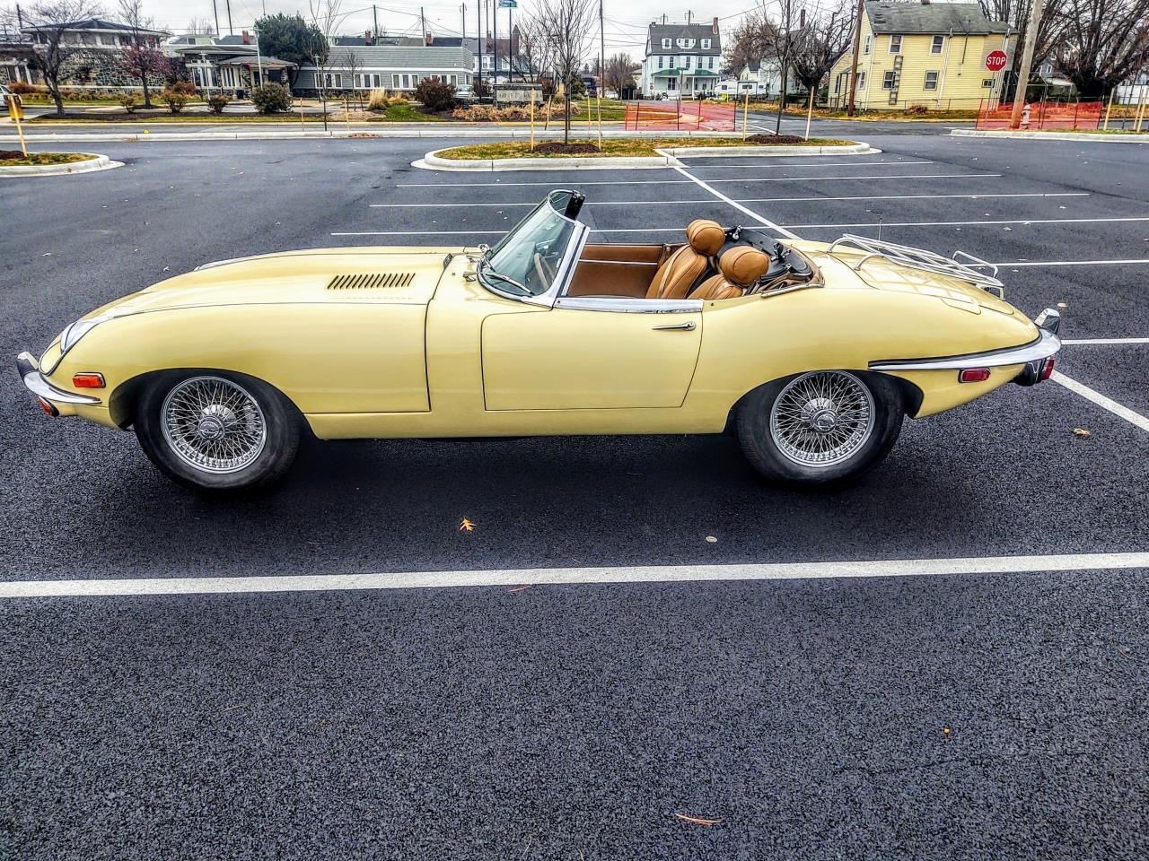 jaguar e-type