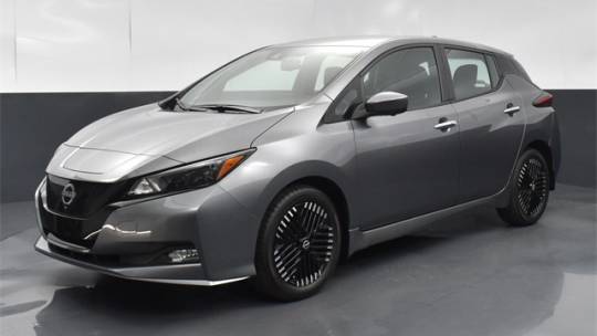 2025 Nissan Leaf sv plus