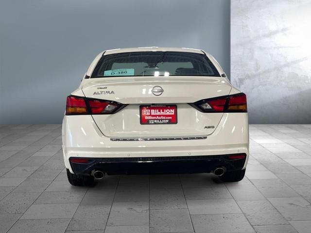 2023 nissan altima 2.5 sr
