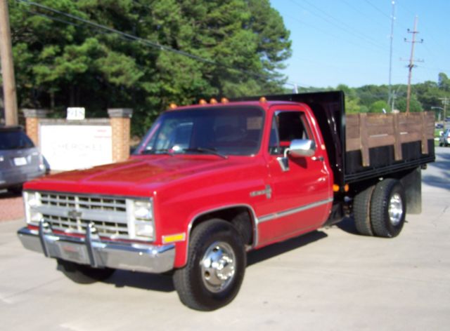 wow-sharp-rock-solid-georgia-pto-dump-flat-bed-dually-r30-3500-1-ton-5.7l-350-v8
