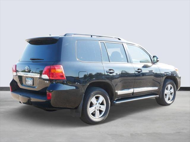 2014 toyota land cruiser base