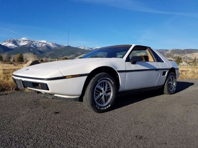 1984 pontiac fiero se 2m4 great! condition 69k miles