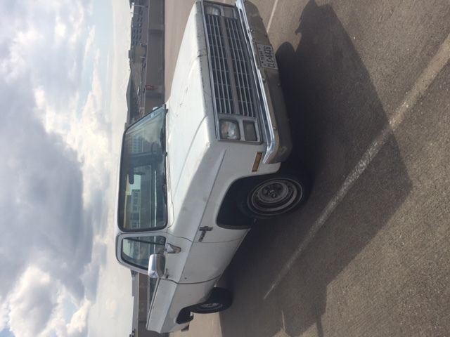 chevrolet c10 silverado deluxe long bed v8 5.7l 350 brand new motor 1986 truck