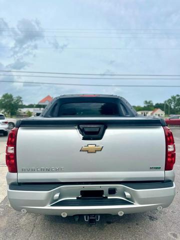 2011 chevrolet avalanche 1500 ltz