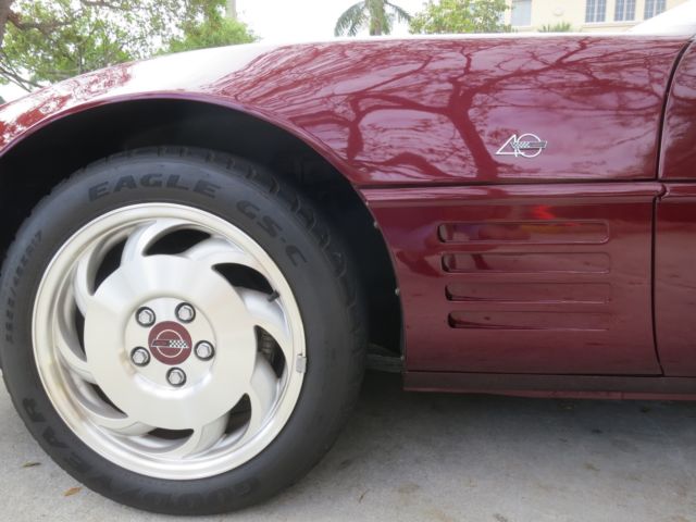 1993 40th anniversary corvette convertible, 2,213 miles!, 'as new'