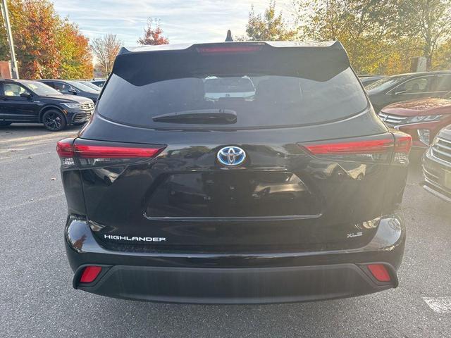 2021 toyota highlander hybrid xle