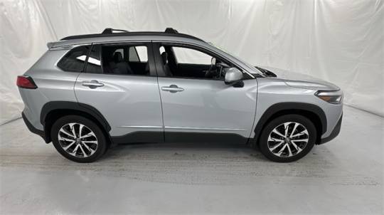 2022 toyota corolla cross xle