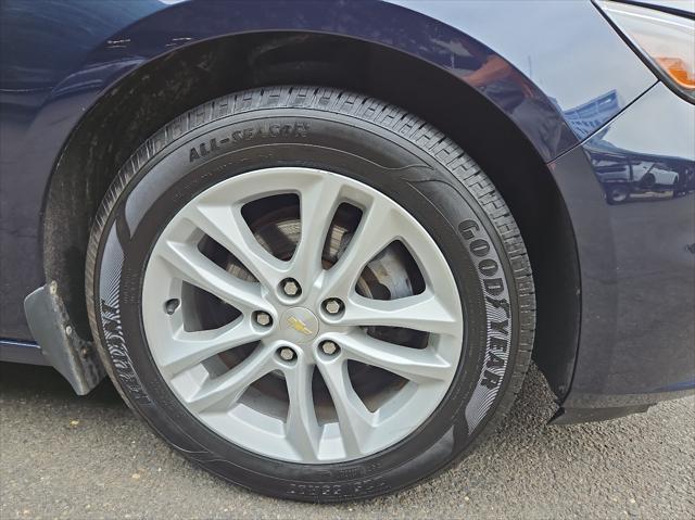 2017 chevrolet malibu 1lt