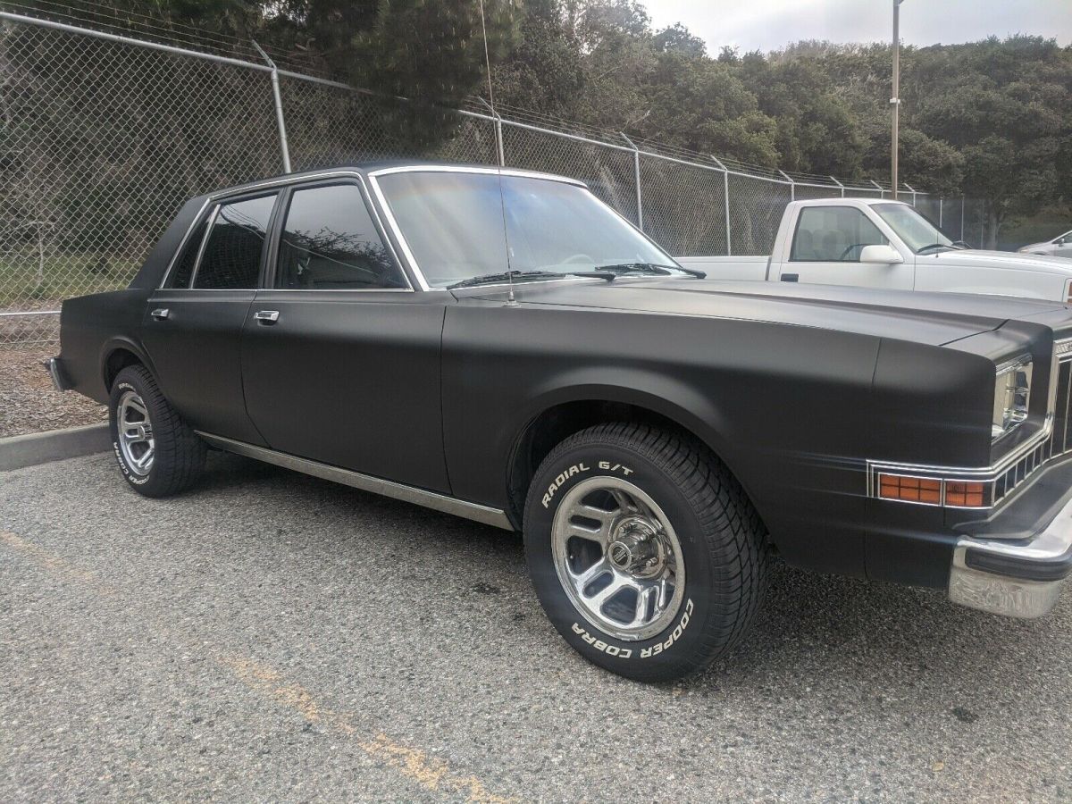 1984 dodge diplomat sedan black rwd automatic salon
