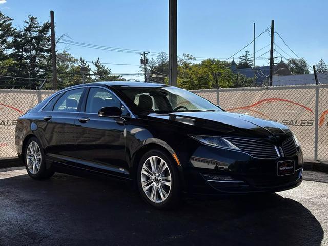 2016 lincoln mkz base