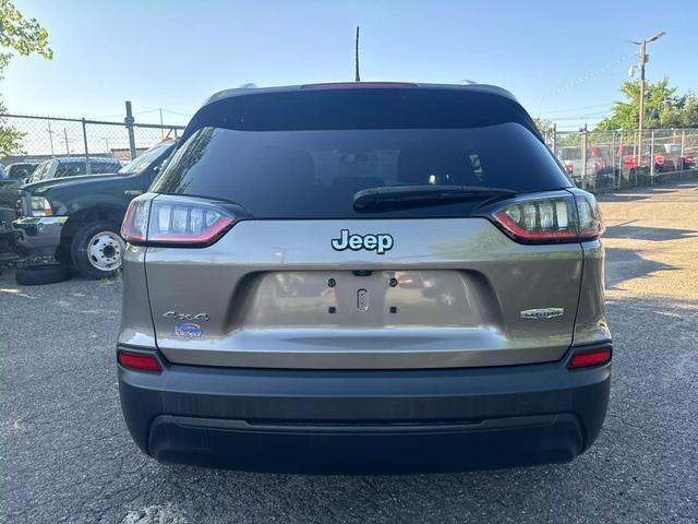 2019 jeep cherokee latitude plus