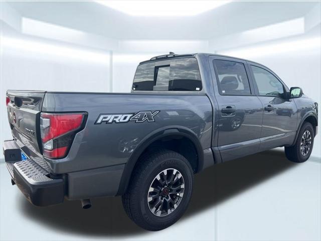 2023 nissan titan pro-4x