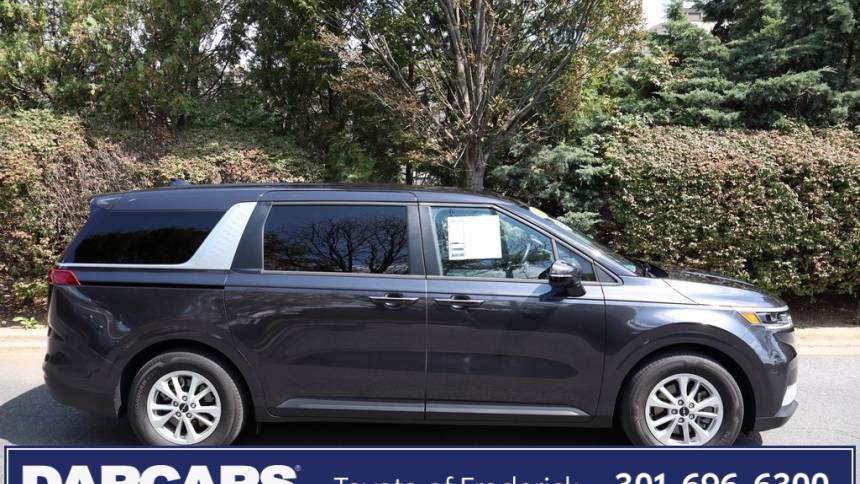 2023 kia carnival lx