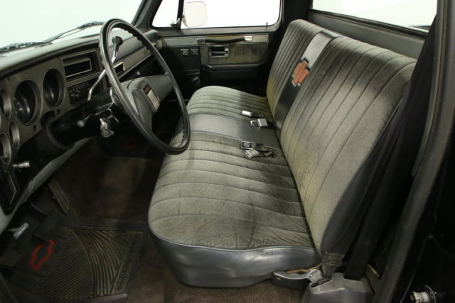super nice sierra, 350 v8, th400, ps, pb w/front discs, cold ac, great driver!!