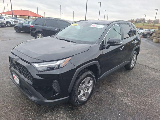2023 toyota rav4 xle