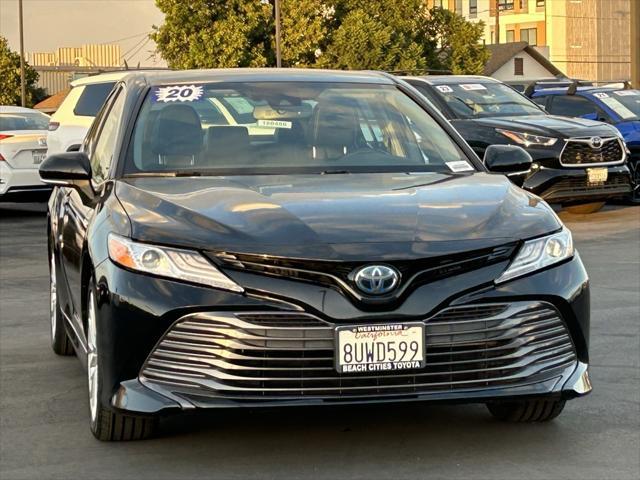 2020 toyota camry hybrid xle