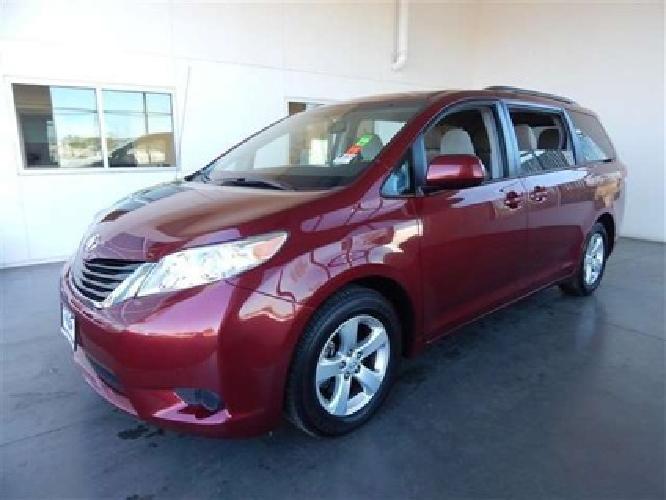 2013 toyota sienna le aas in fairfield, ca