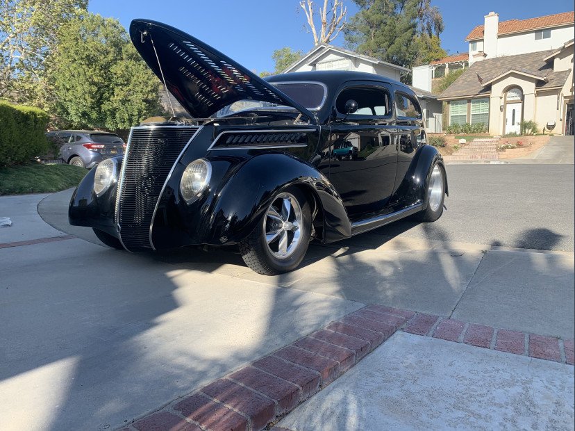 1937 ford deluxe tudor