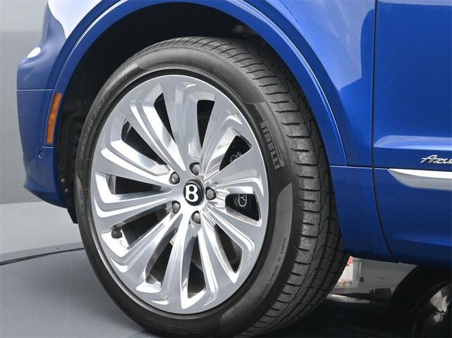 2023 bentley bentayga