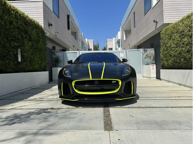 2017 jaguar f-type svr