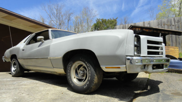 1976 monte carlo landau "sheetmetal dream" whole car plenty of nice parts left!