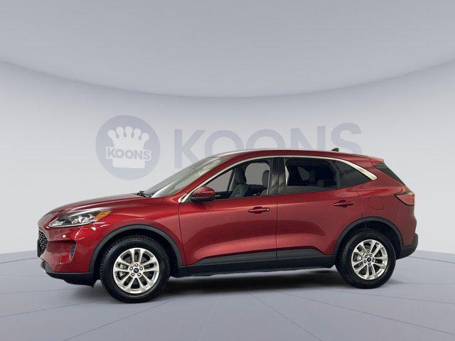 2020 ford escape se