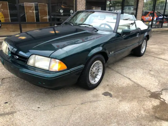 1990 ford mustang convertible 7-up edition