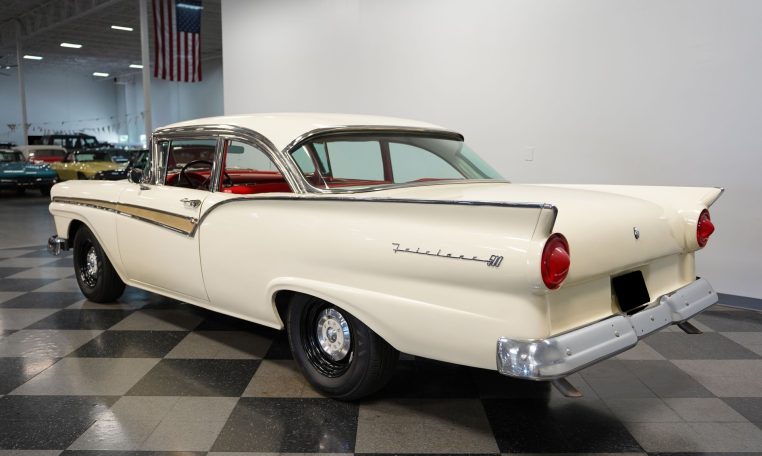 1957 ford fairlane 500