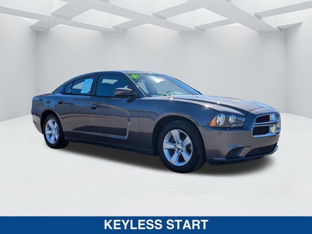 2014 dodge charger se