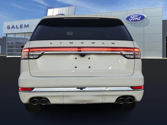 2022 lincoln aviator black label awd