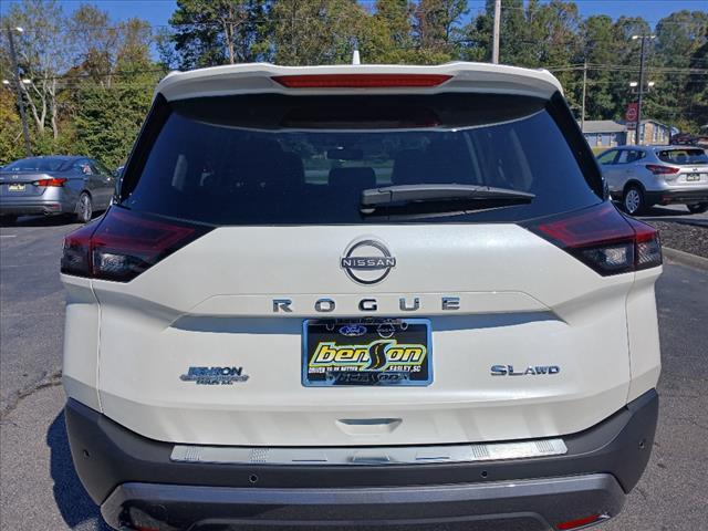 2023 nissan rogue sl