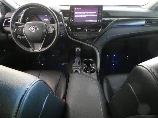 2022 toyota camry xse