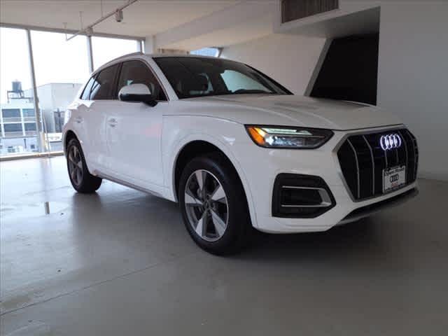 2024 audi q5 40 premium plus