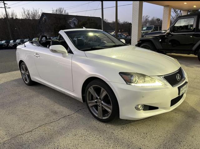 2013 lexus is 250c base